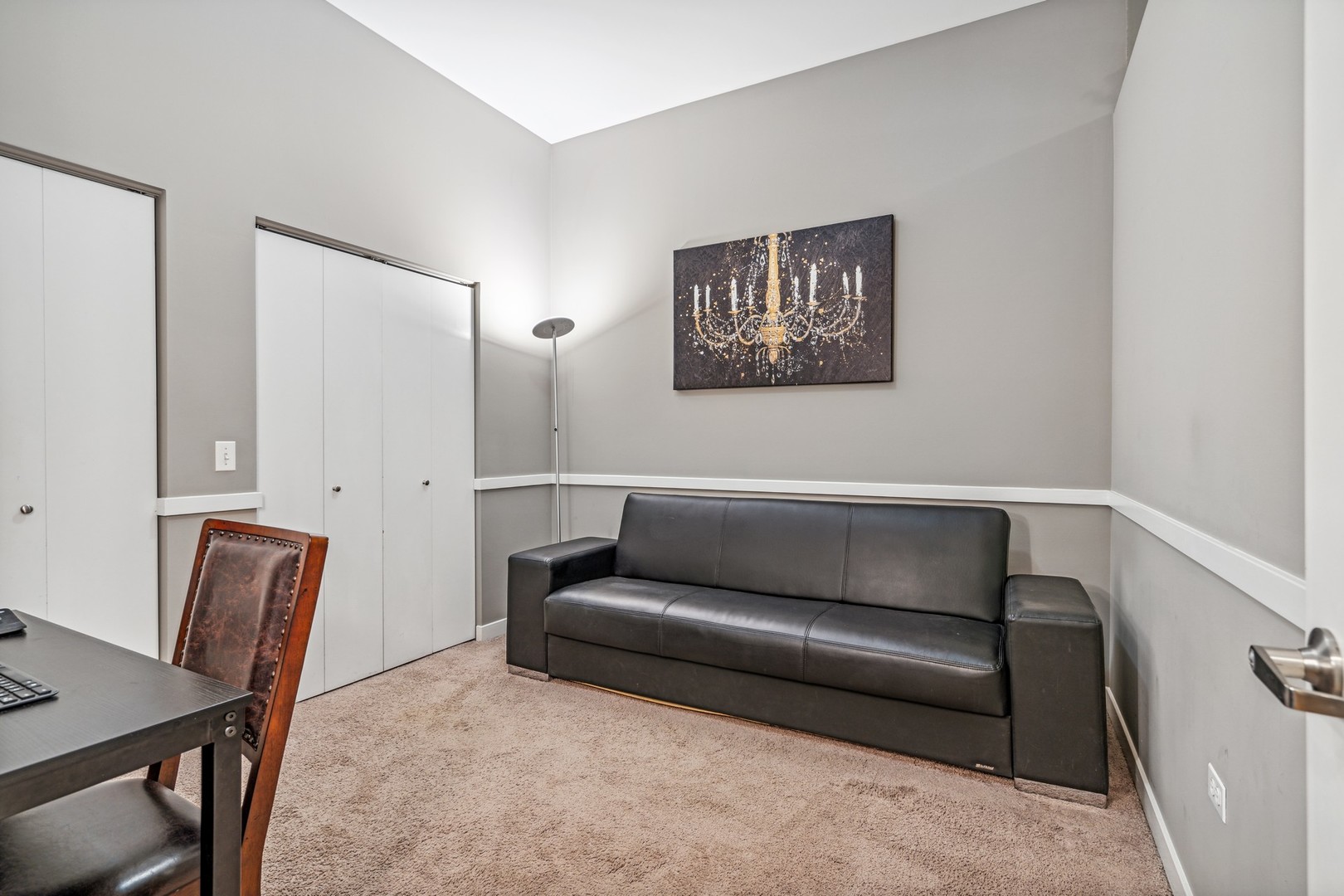 4011 N FRANCISCO Avenue Unit: 106