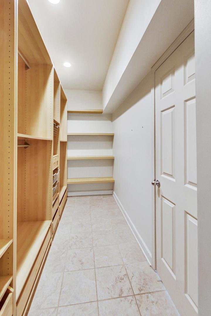 1501 N Campbell Avenue Unit: 1S