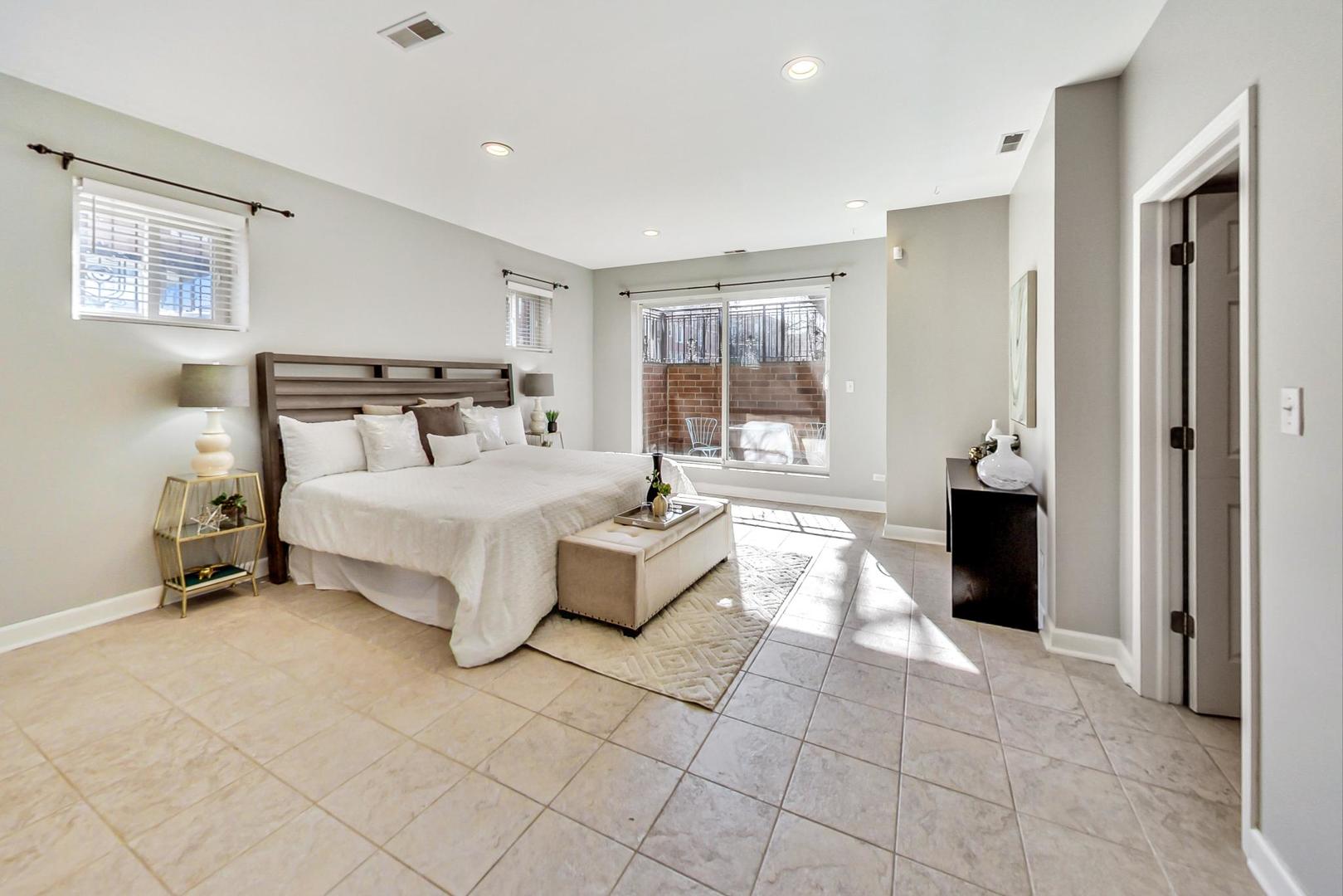 1501 N Campbell Avenue Unit: 1S