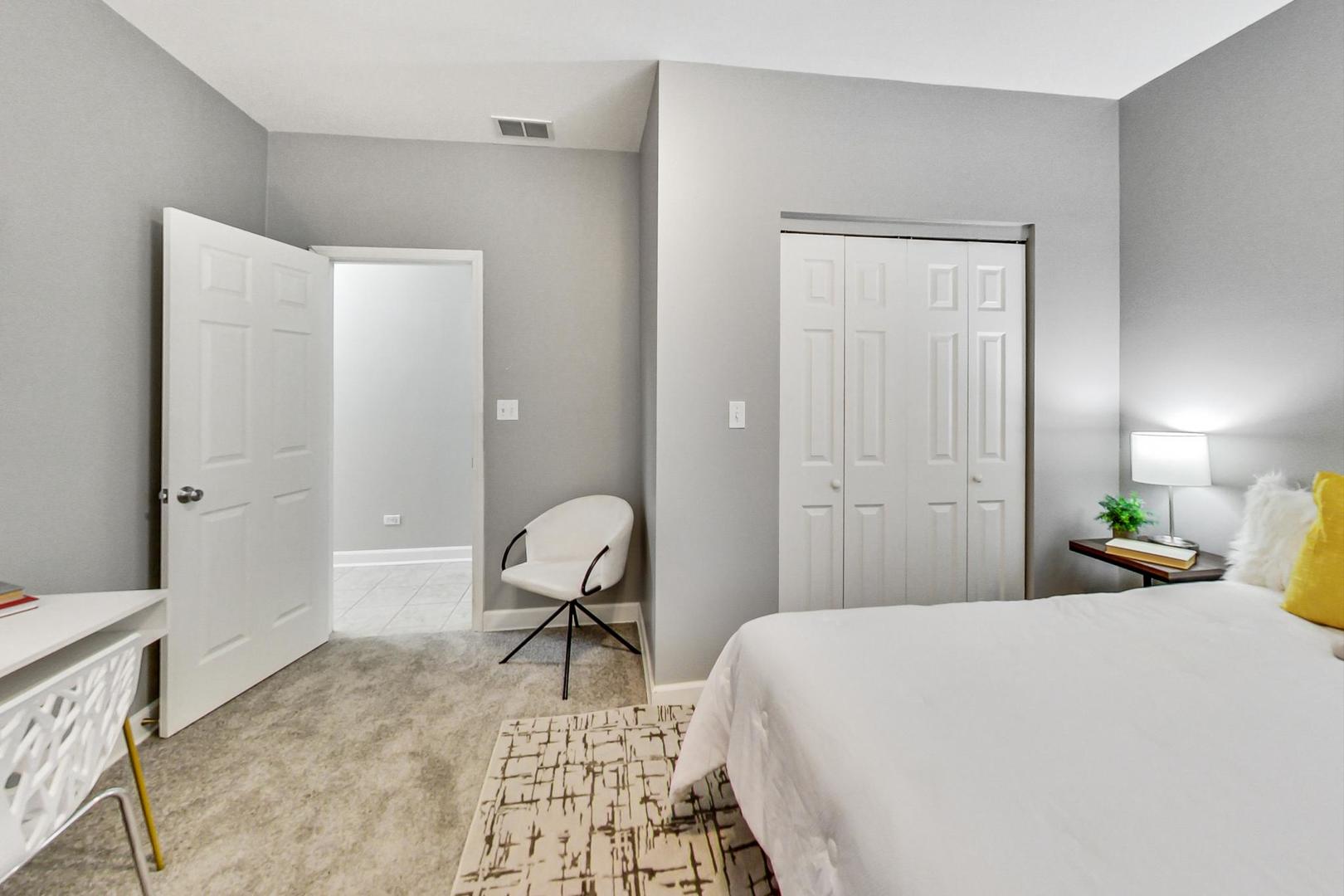 1501 N Campbell Avenue Unit: 1S