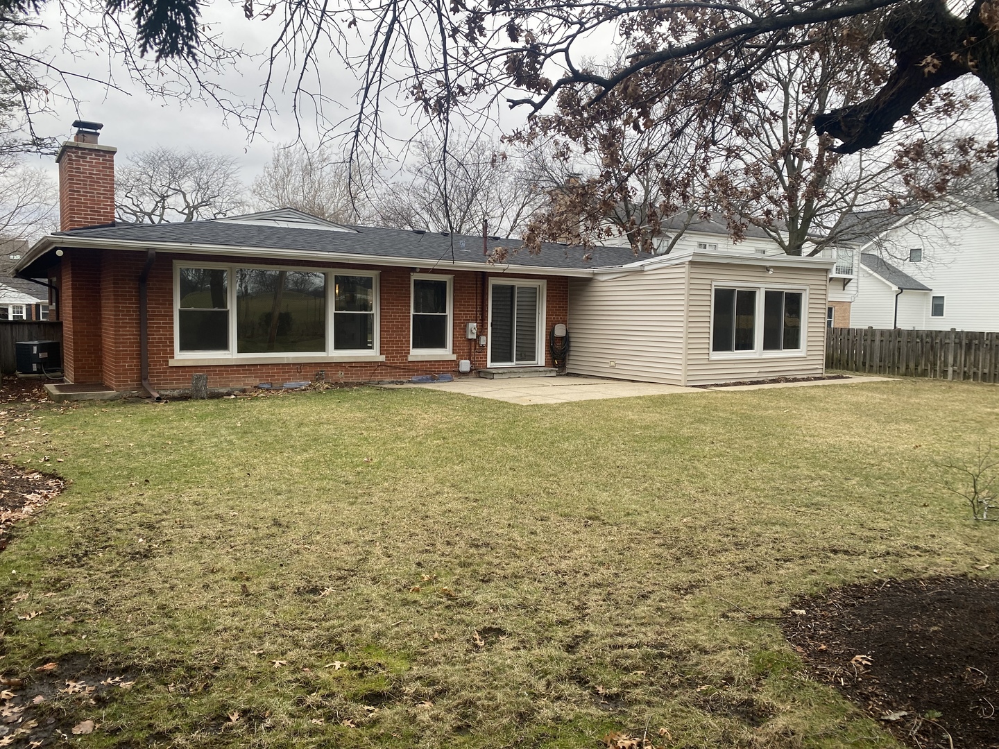 1109 RALEIGH Road