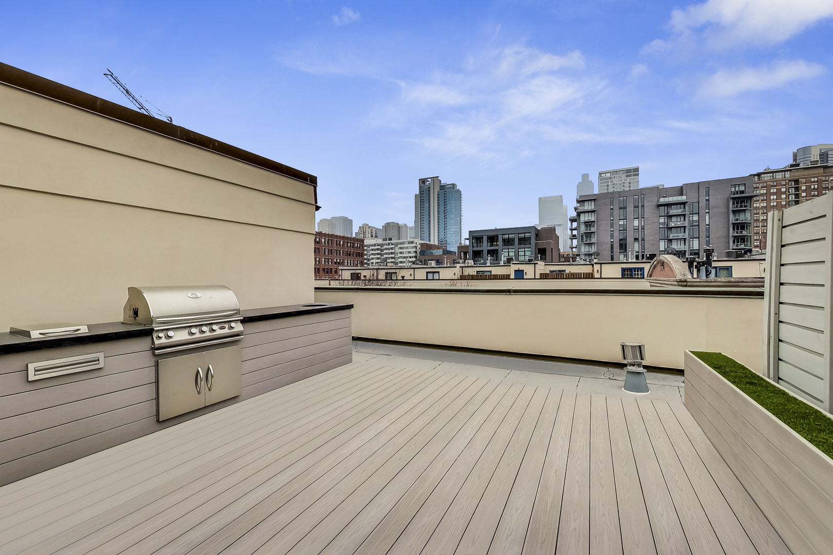 357 W Superior Street Unit: AB