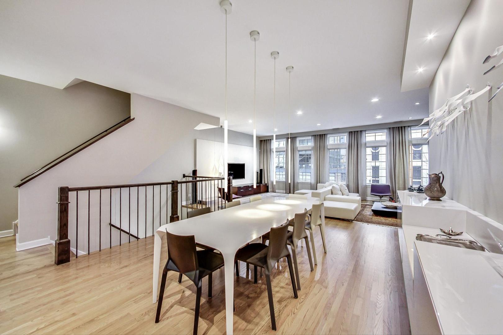 357 W Superior Street Unit: AB