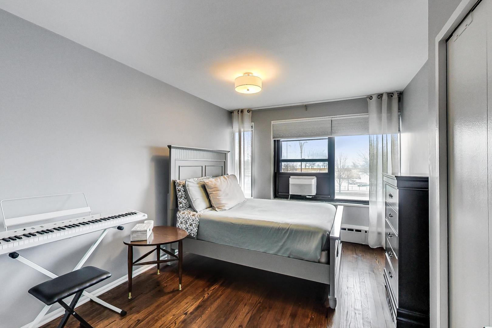 3410 N Lake Shore Drive Unit: 3D