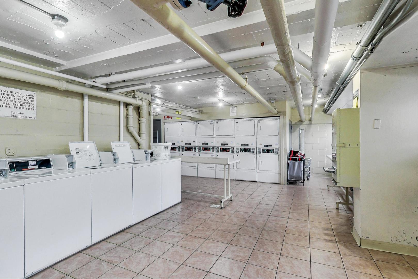3410 N Lake Shore Drive Unit: 3D