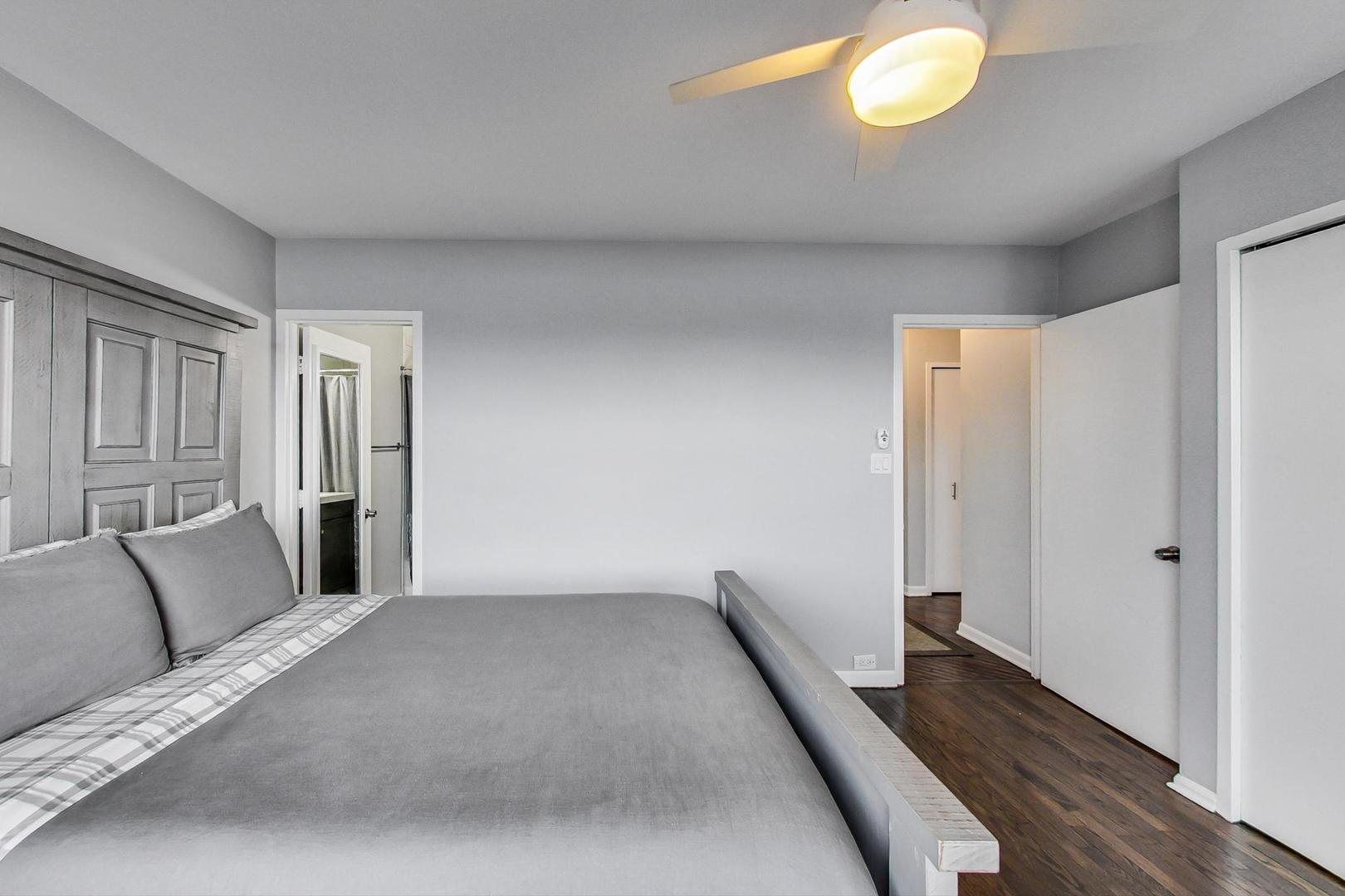 3410 N Lake Shore Drive Unit: 3D