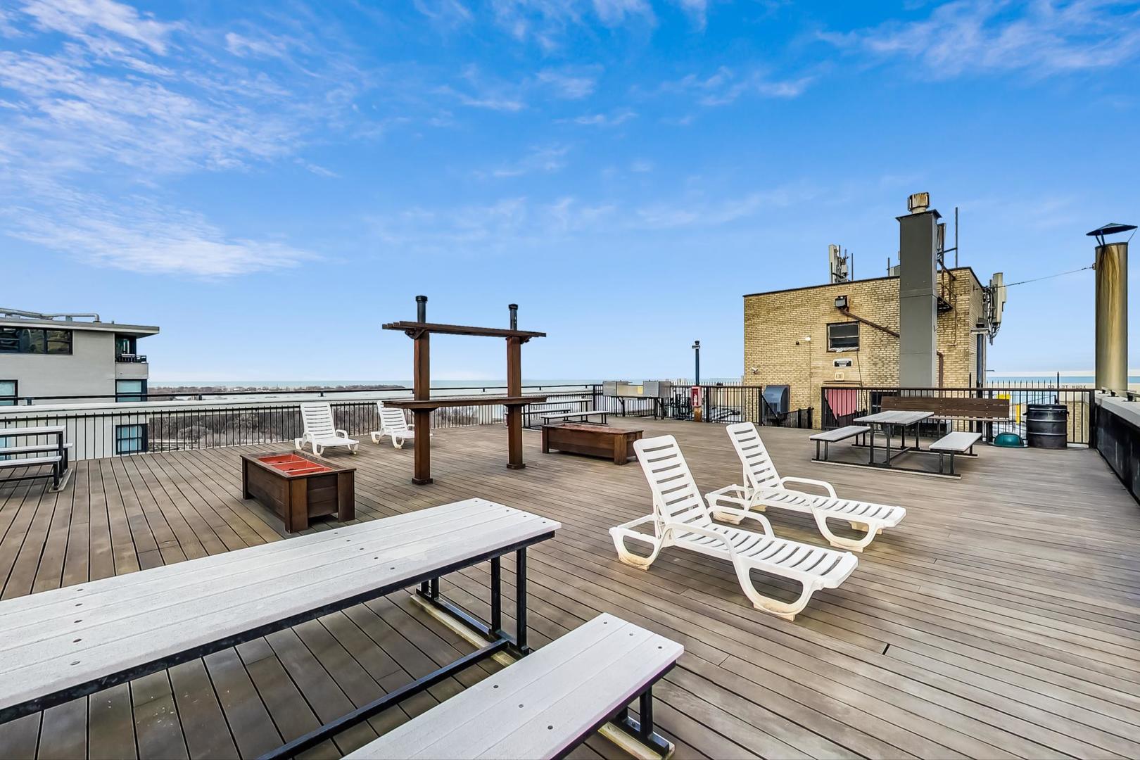 3410 N Lake Shore Drive Unit: 3D