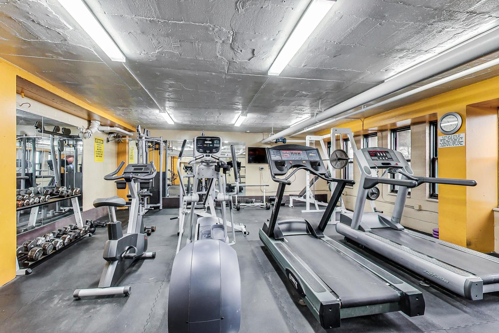 3410 N Lake Shore Drive Unit: 3D
