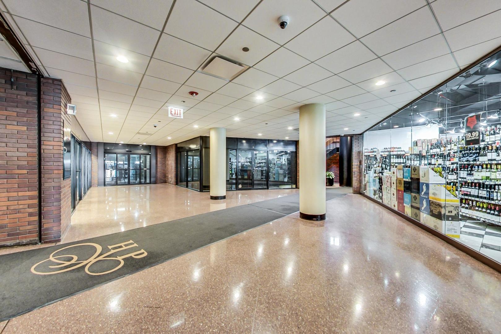 155 N HARBOR Drive Unit: 1204