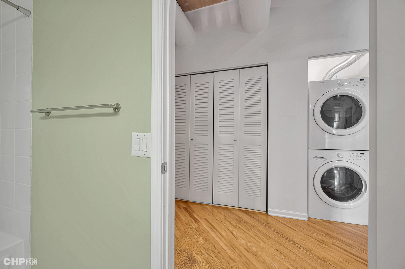 1735 W Diversey Parkway Unit: 209