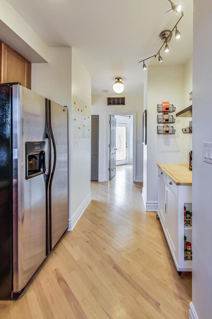 4838 N Ashland Avenue Unit: 3E