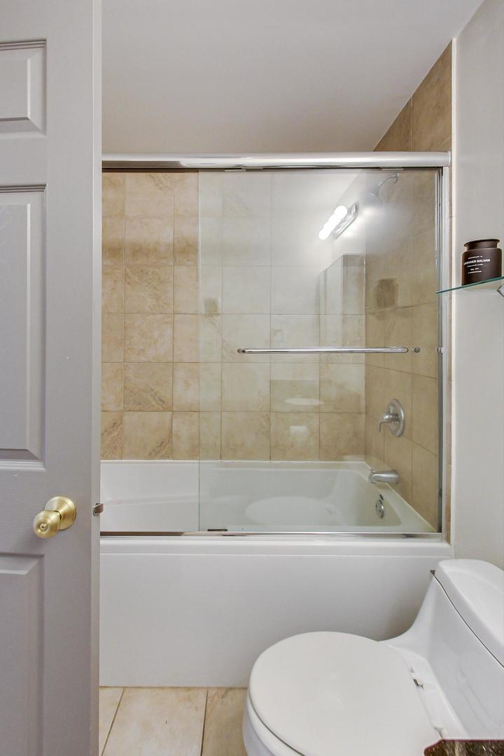4838 N Ashland Avenue Unit: 3E