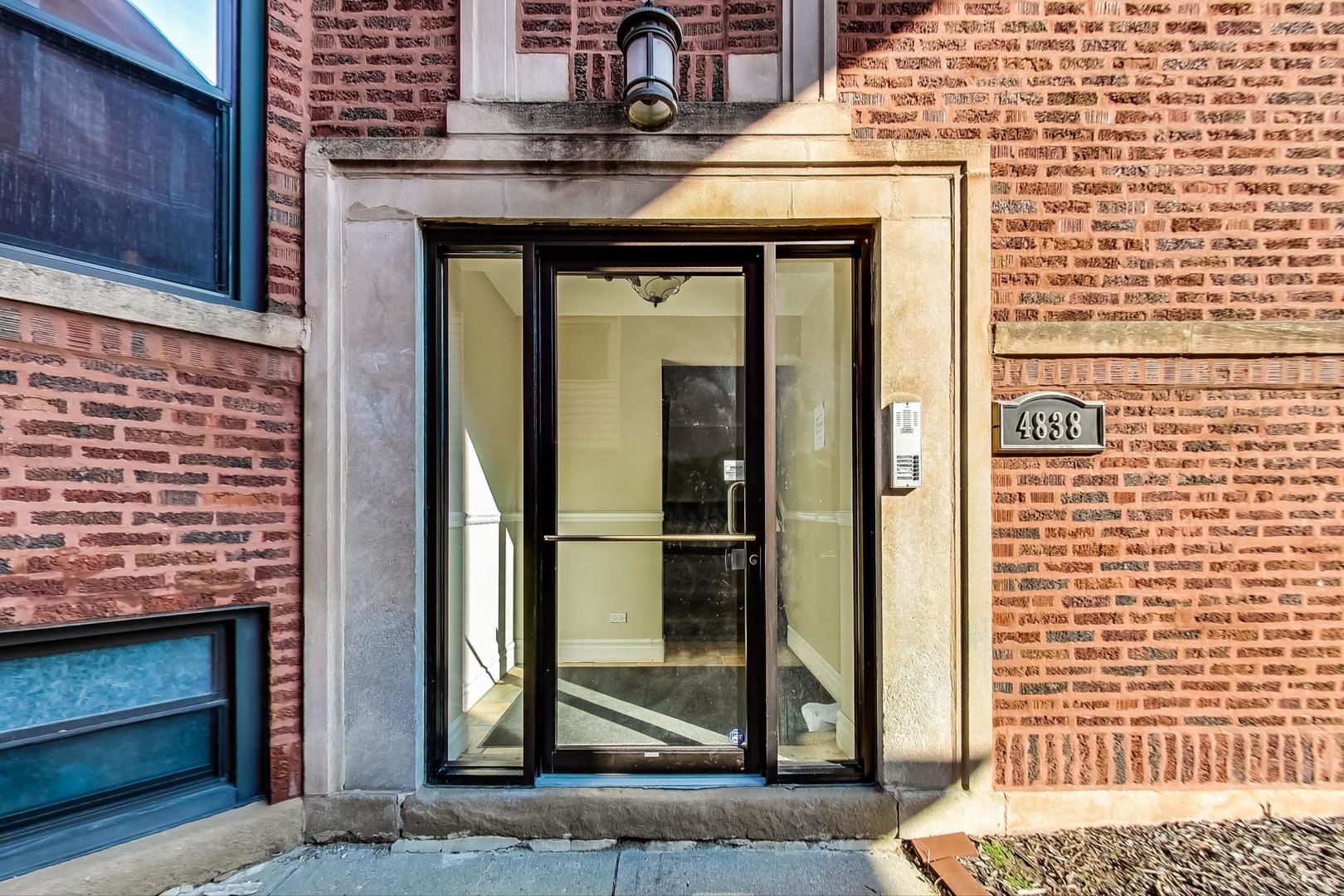 4838 N Ashland Avenue Unit: 3E