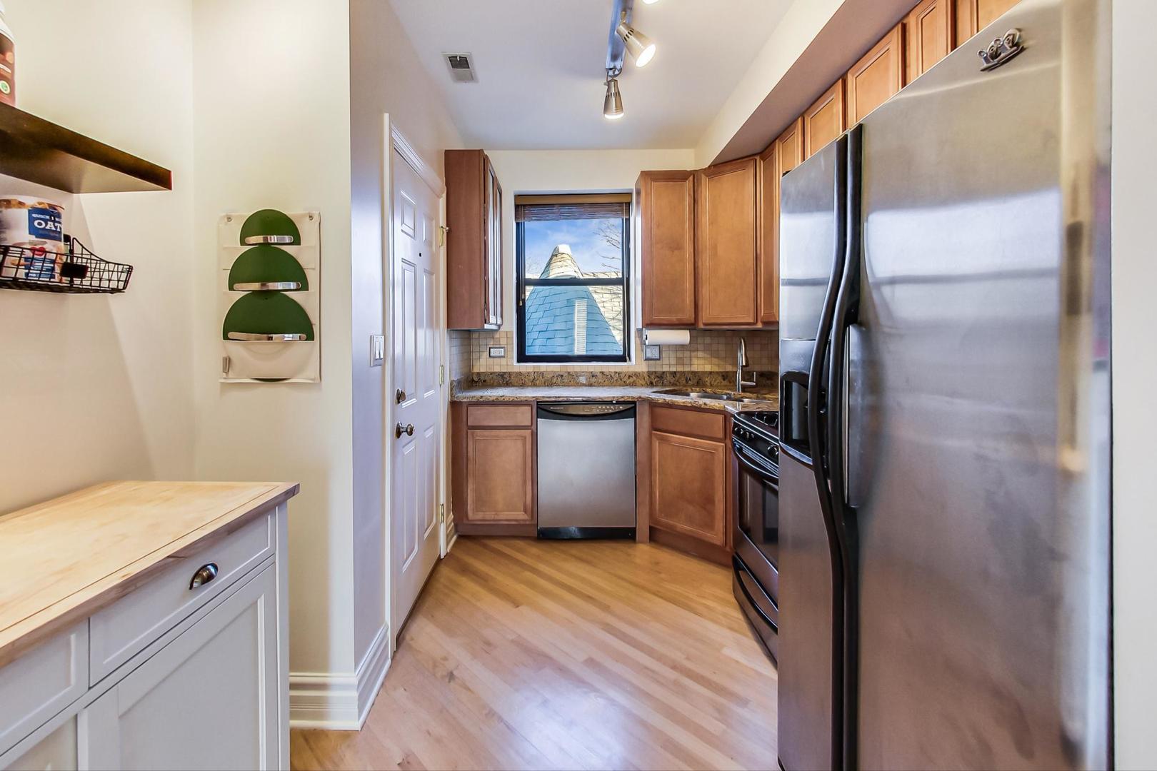 4838 N Ashland Avenue Unit: 3E