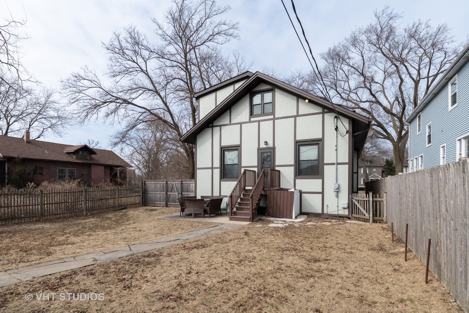 1229 Lake Avenue