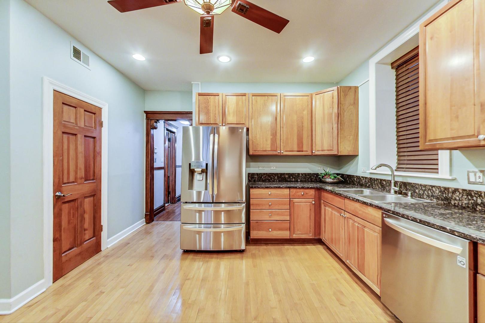3714 N FREMONT Street Unit: 1