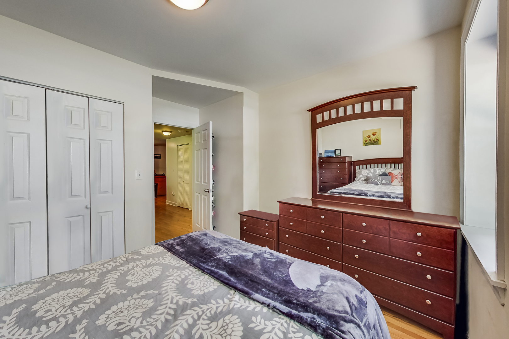 4642 N ALBANY Avenue Unit: GE