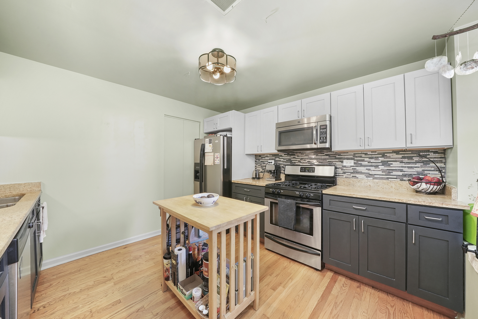 4700 N Monticello Avenue Unit: 301