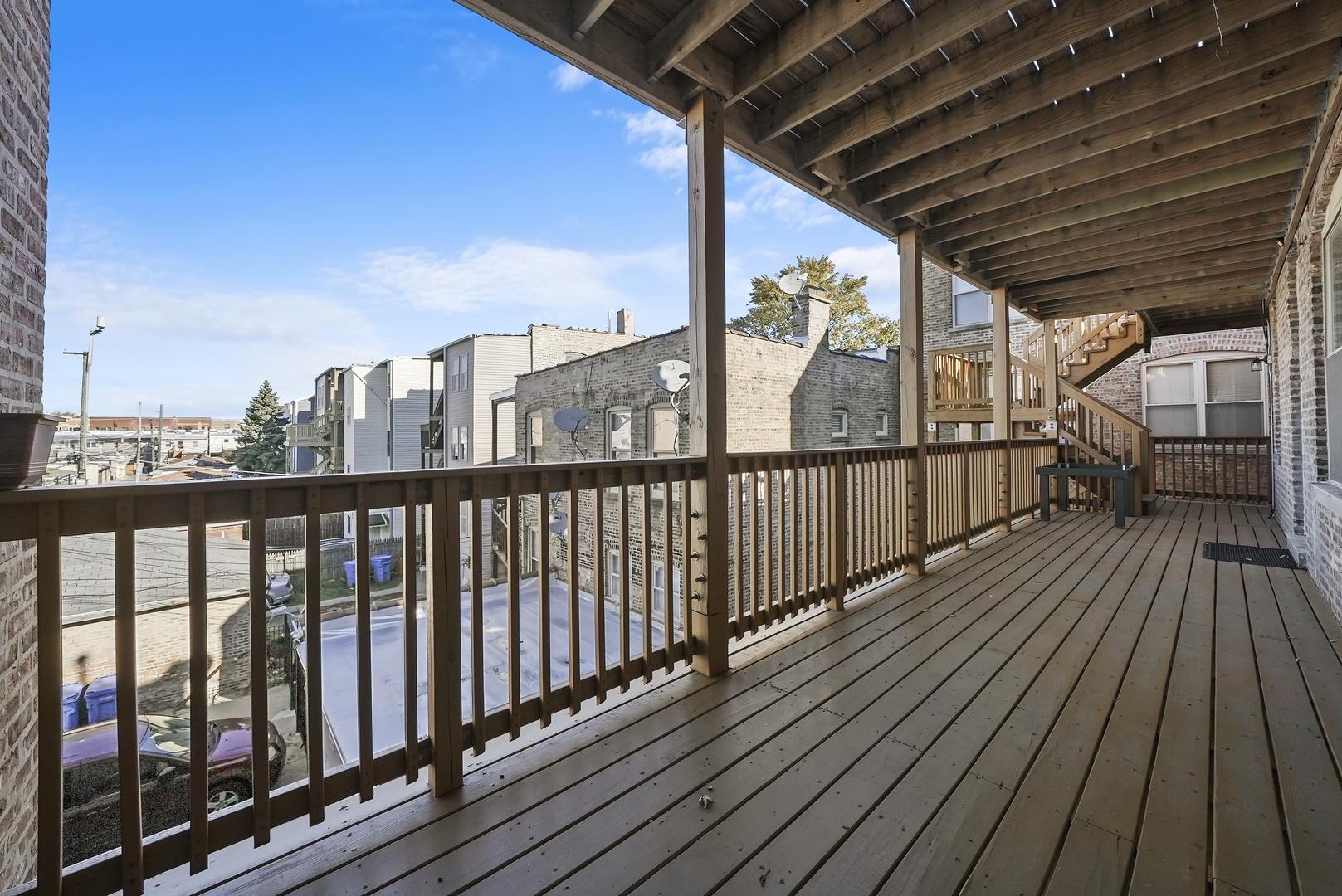 4700 N Monticello Avenue Unit: 301