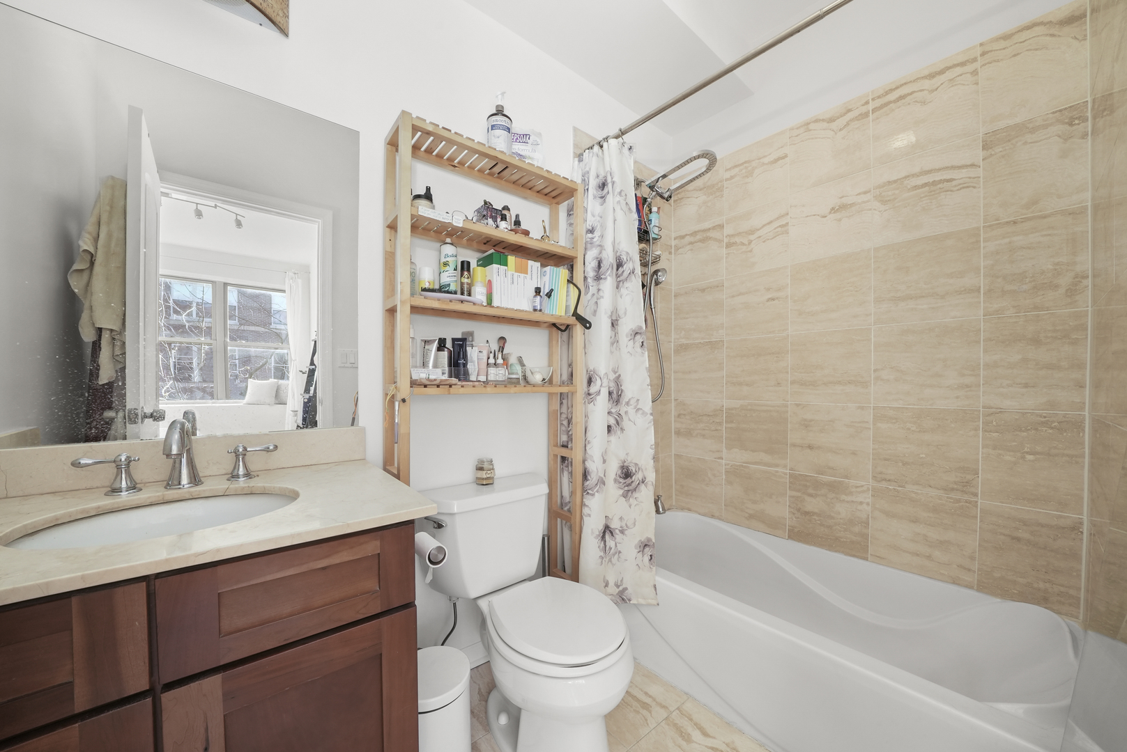 4700 N Monticello Avenue Unit: 301