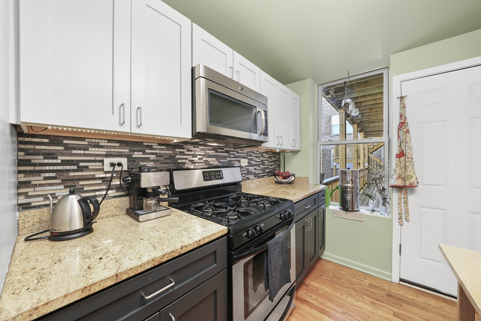 4700 N Monticello Avenue Unit: 301
