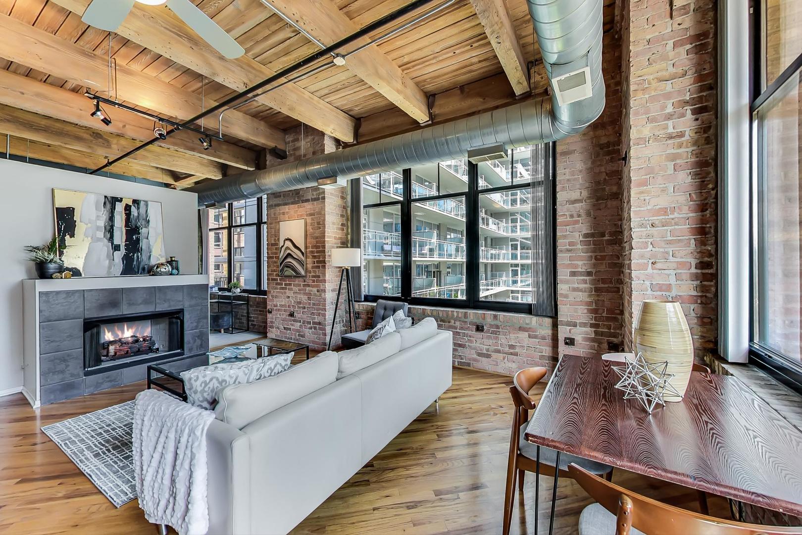 625 W Jackson Boulevard Unit: 408