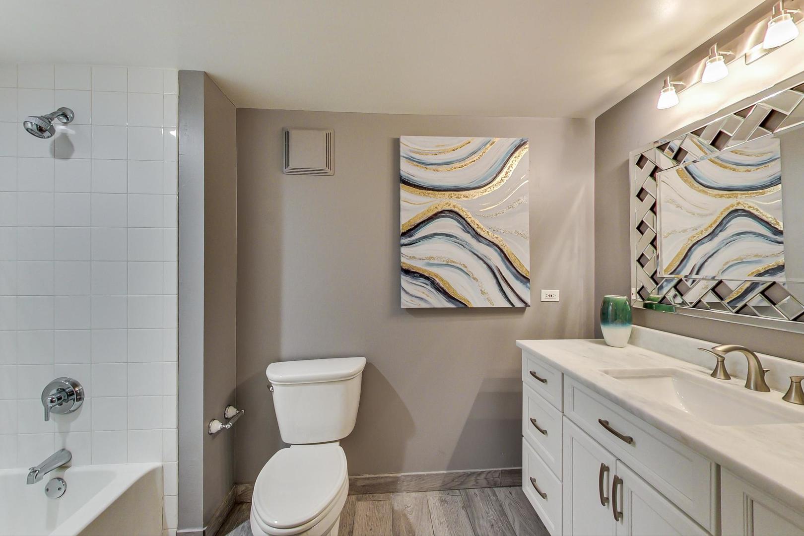 625 W Jackson Boulevard Unit: 408