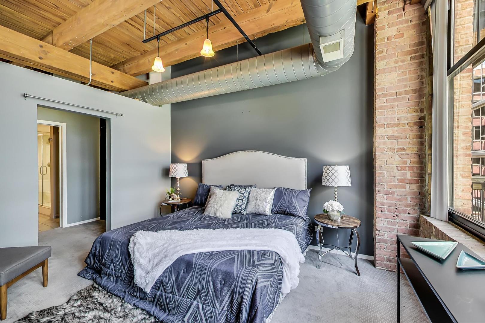 625 W Jackson Boulevard Unit: 408