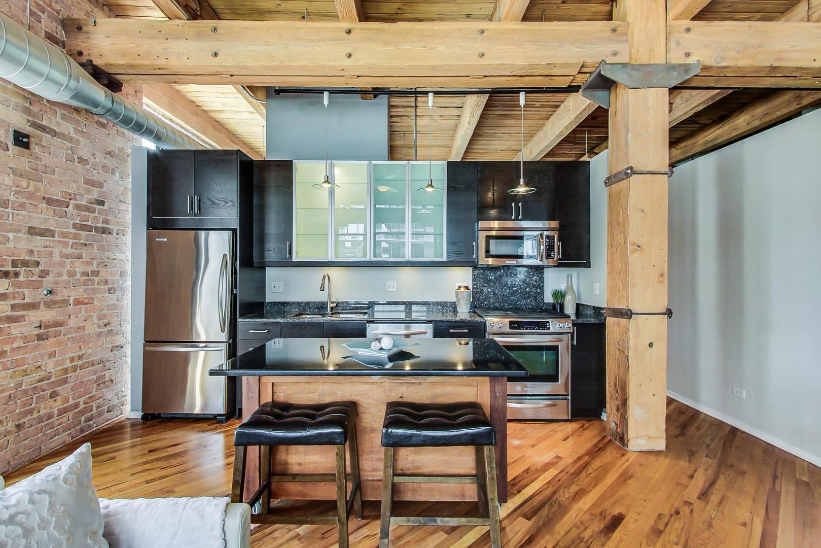 625 W Jackson Boulevard Unit: 408