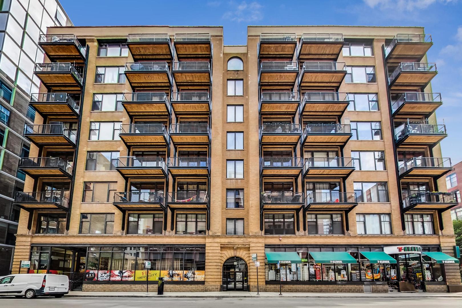 625 W Jackson Boulevard Unit: 408