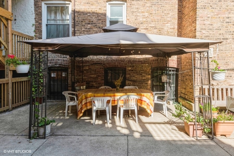 1623 W Wilson Street Unit: 3