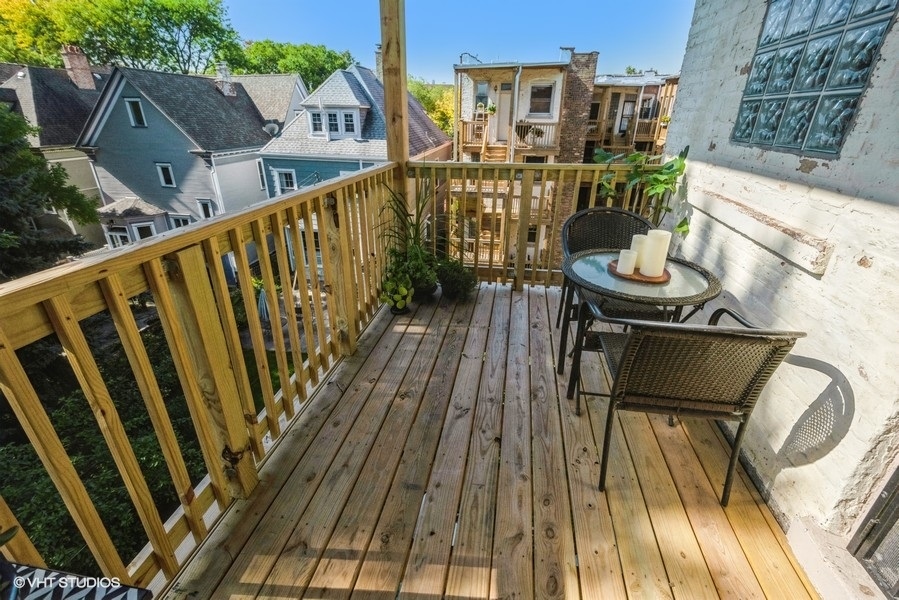 1623 W Wilson Street Unit: 3