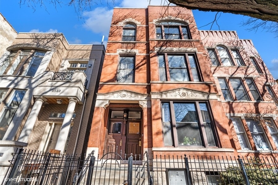2140 W POTOMAC Avenue Unit: 3