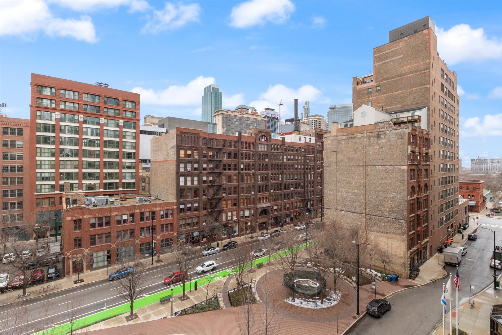 640 S Federal Street Unit: 602