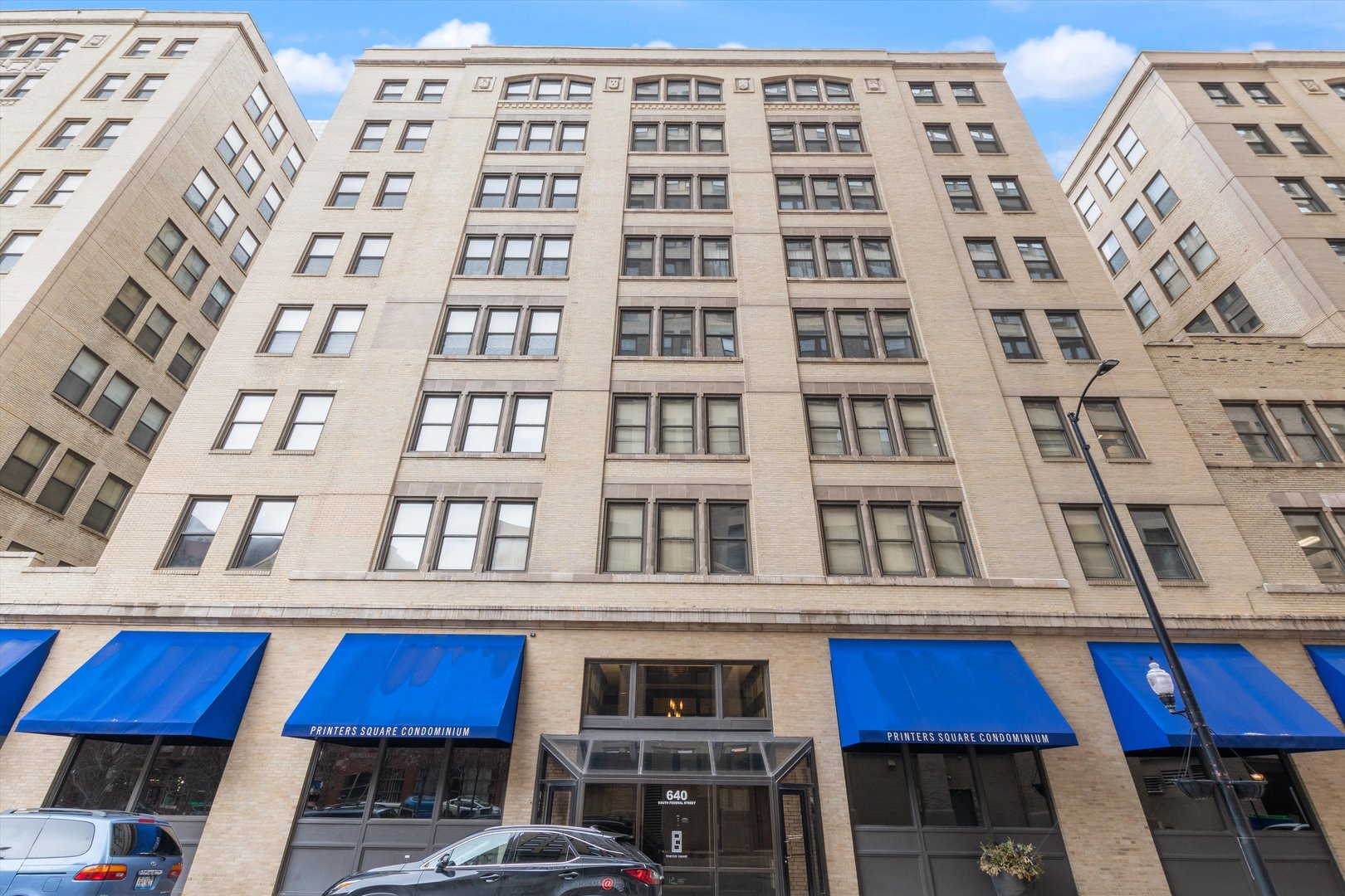 640 S Federal Street Unit: 602