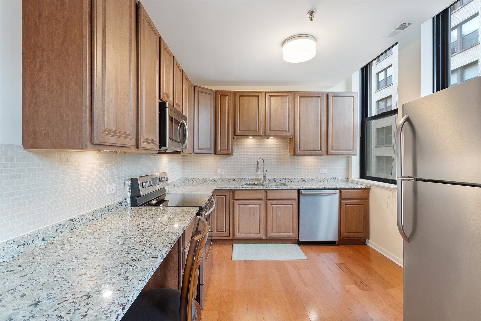 640 S Federal Street Unit: 602