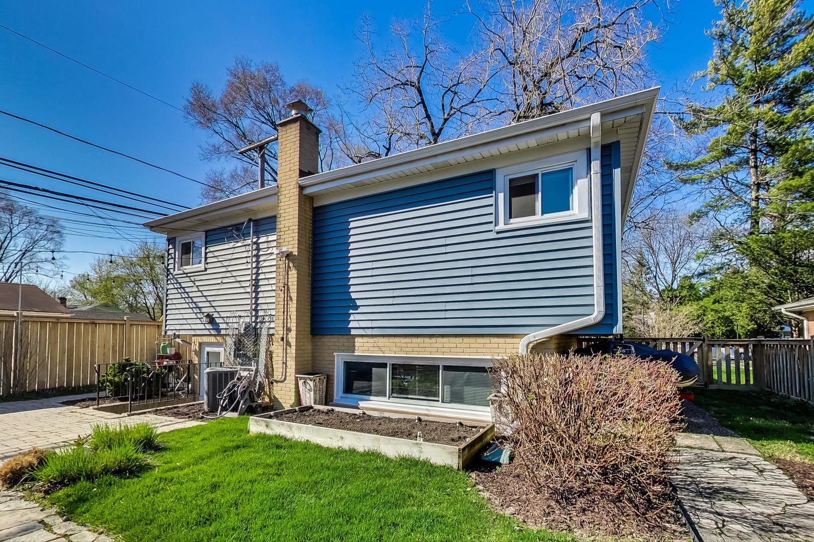 2010 Washington Street