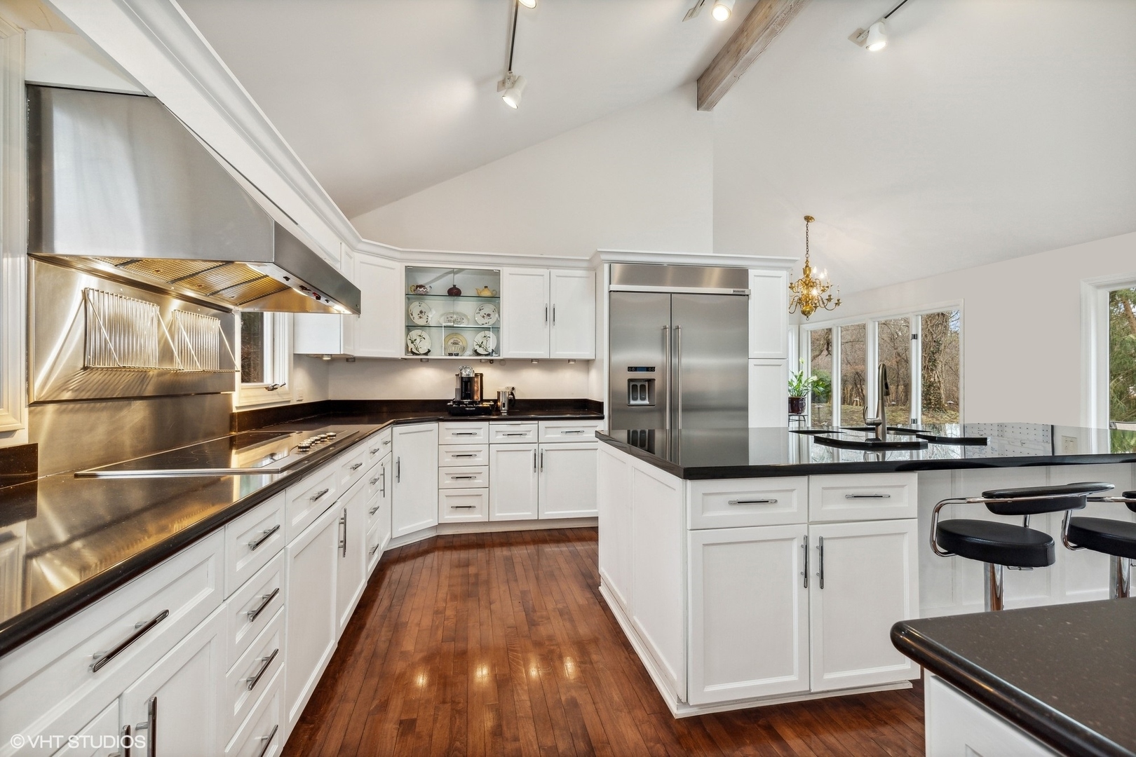 875 Walden Lane