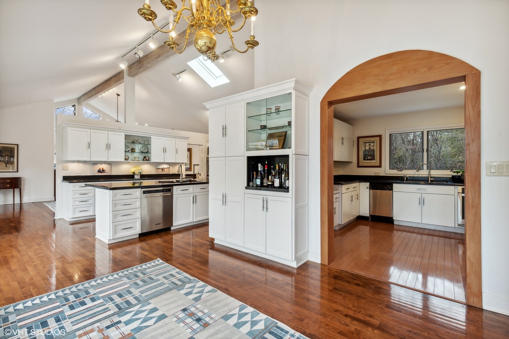 875 Walden Lane