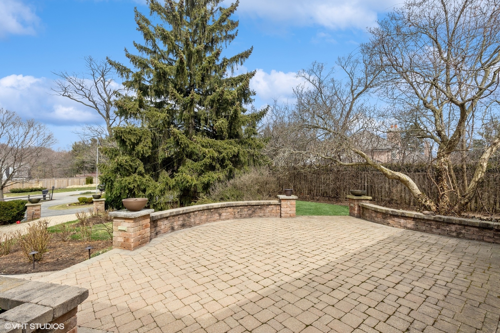875 Walden Lane