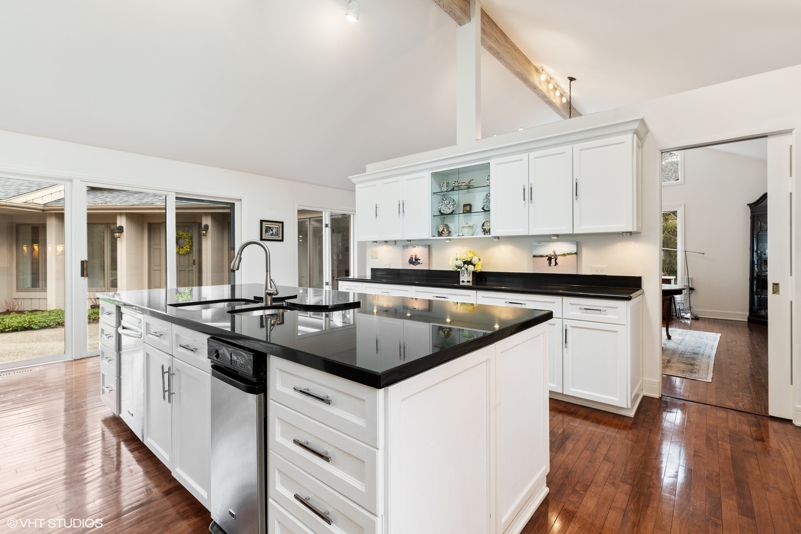 875 Walden Lane