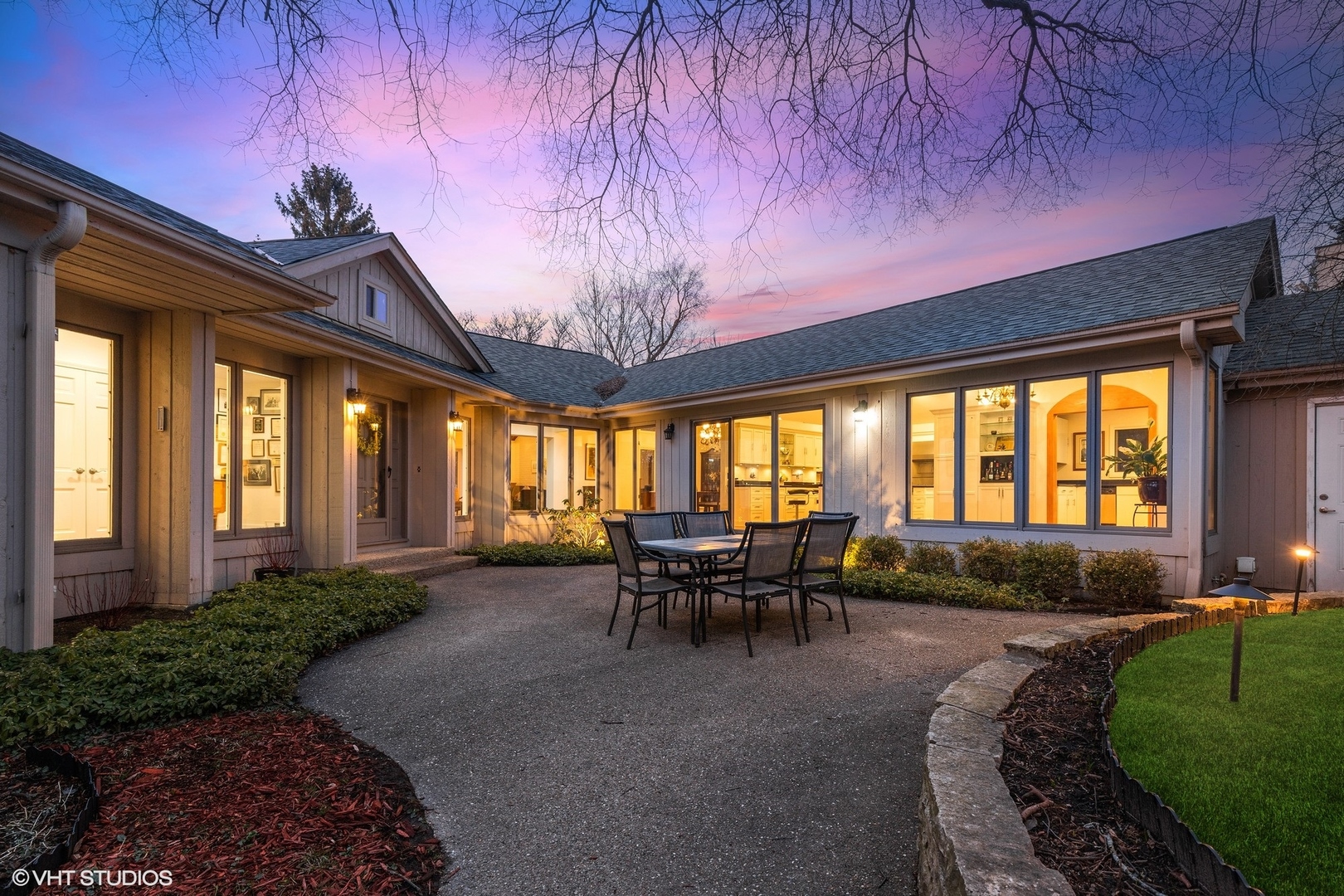 875 Walden Lane