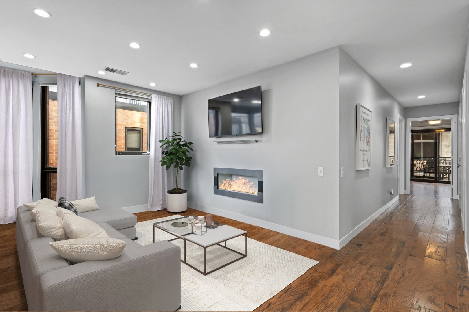 222 S Racine Avenue Unit: 607