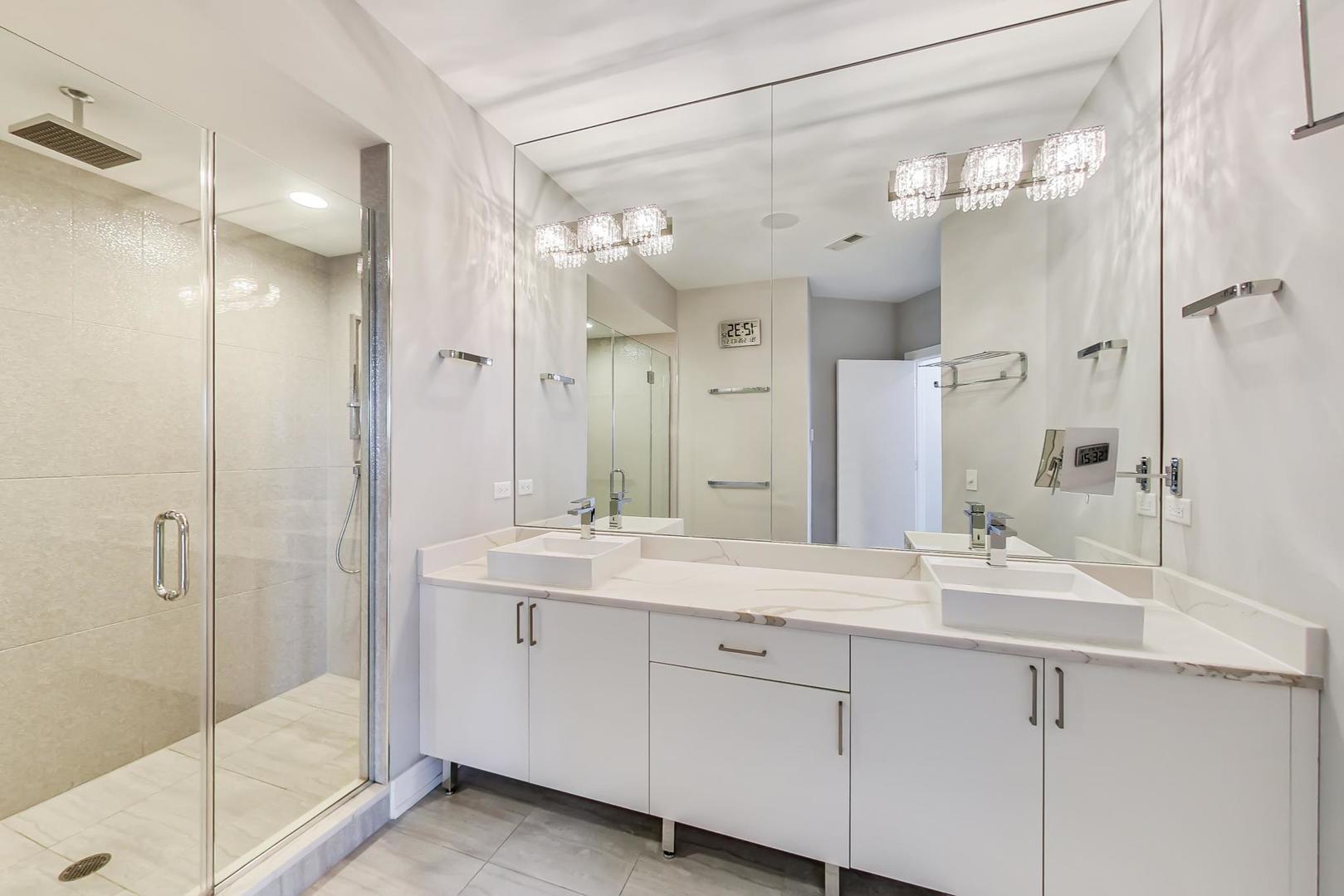 650 N Morgan Street Unit: 404