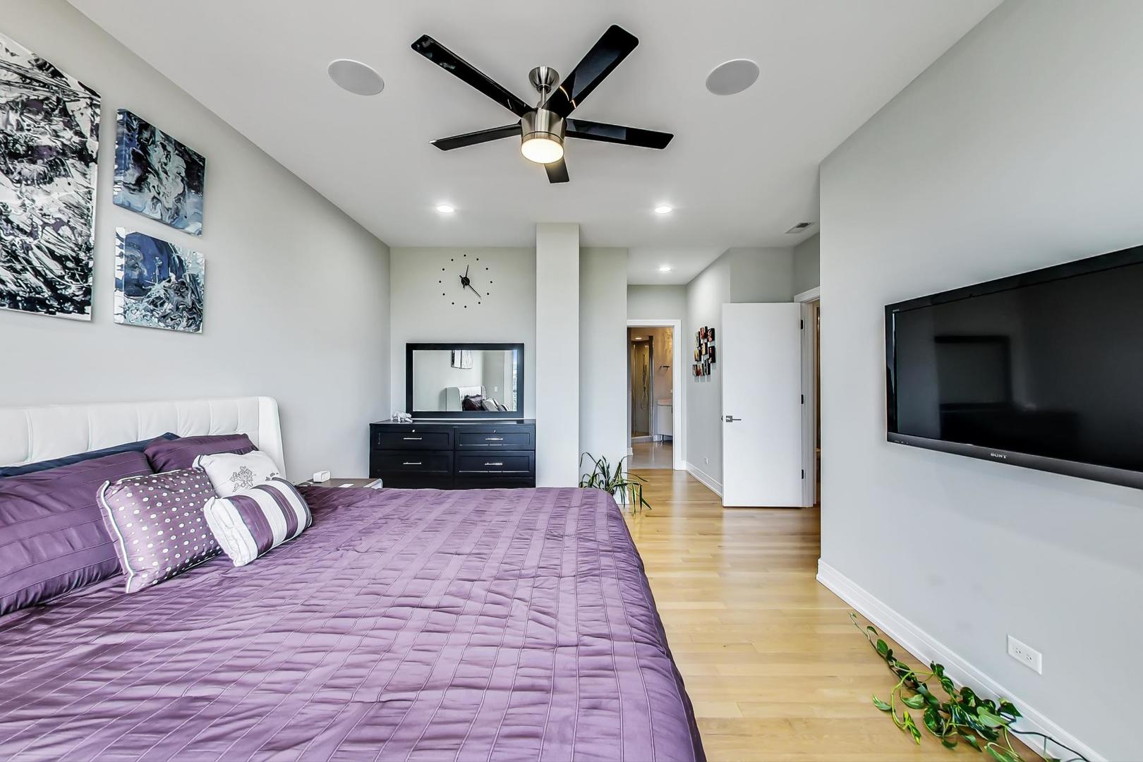 650 N Morgan Street Unit: 404