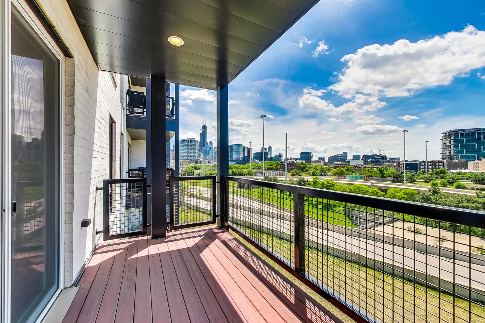 650 N Morgan Street Unit: 404