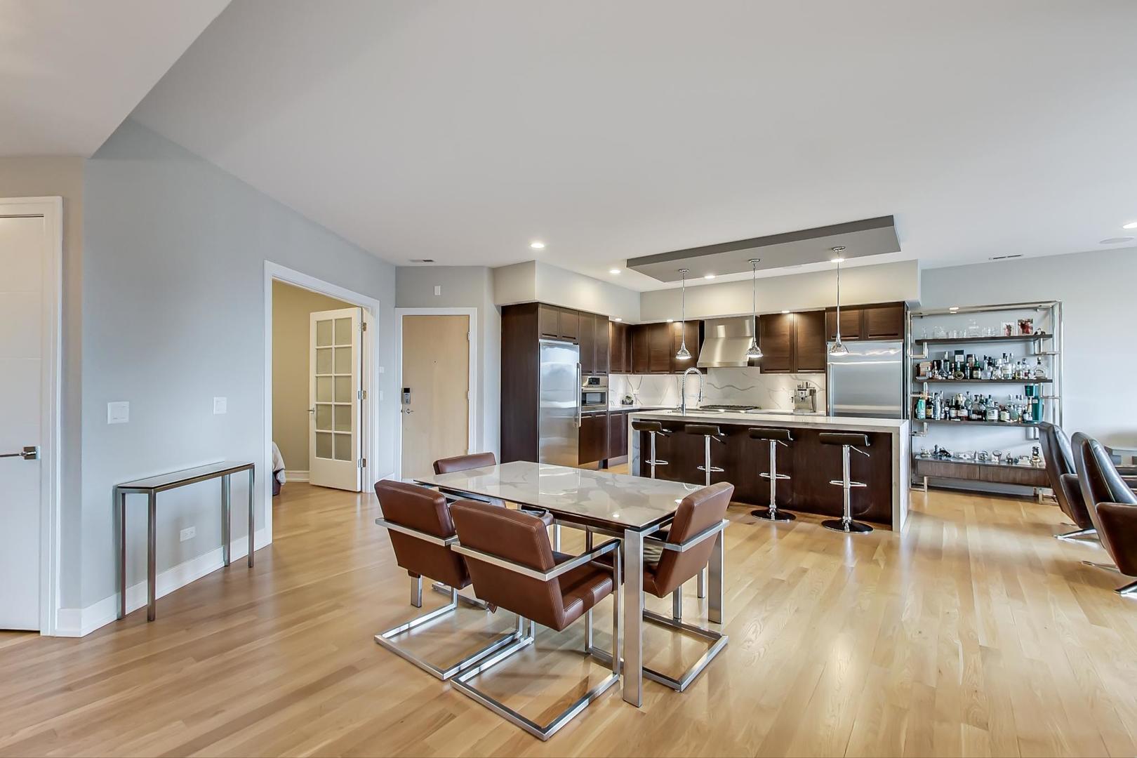 650 N Morgan Street Unit: 404