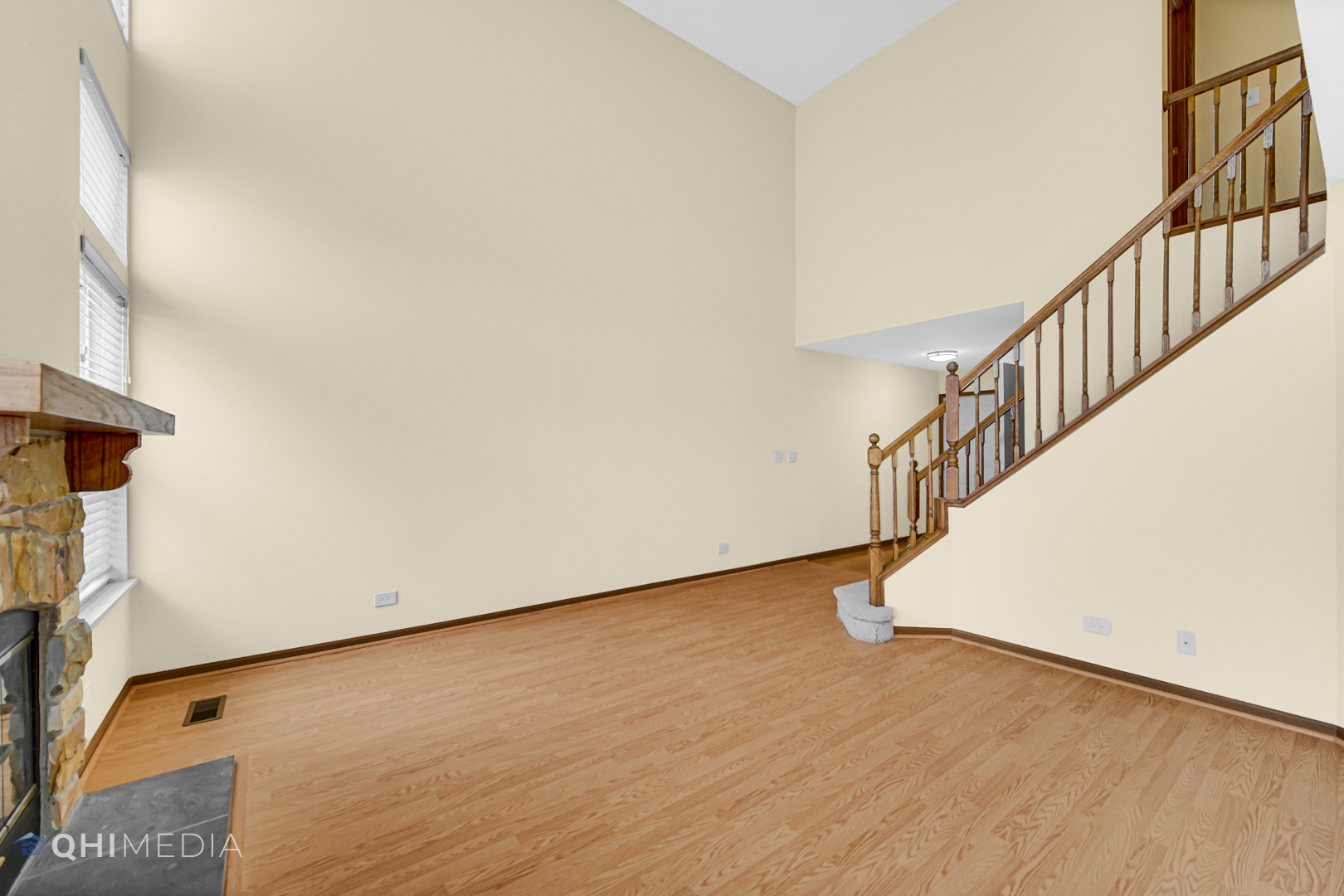 914 Waterford Lane