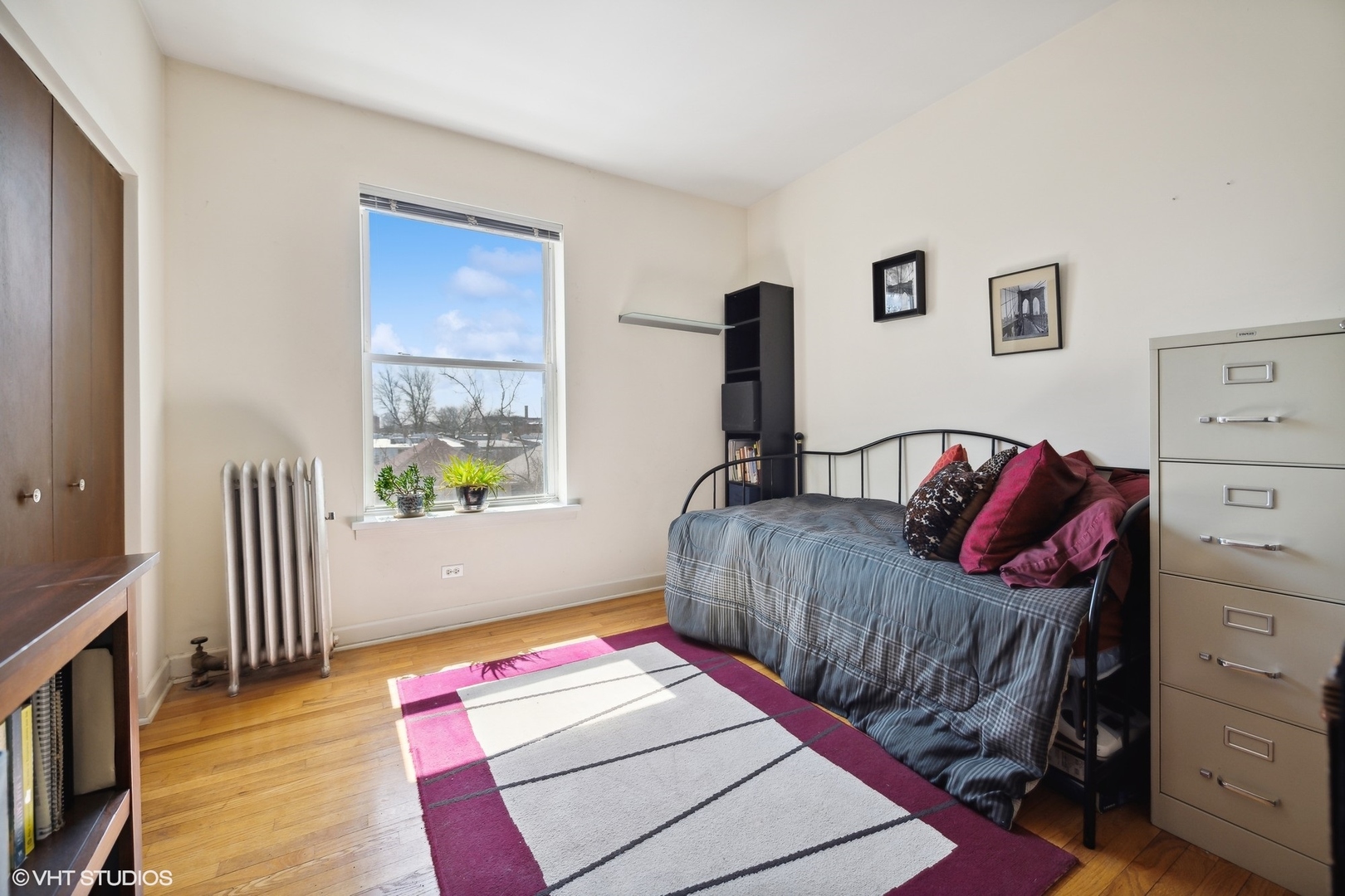 4200 N Sawyer Avenue Unit: 3S