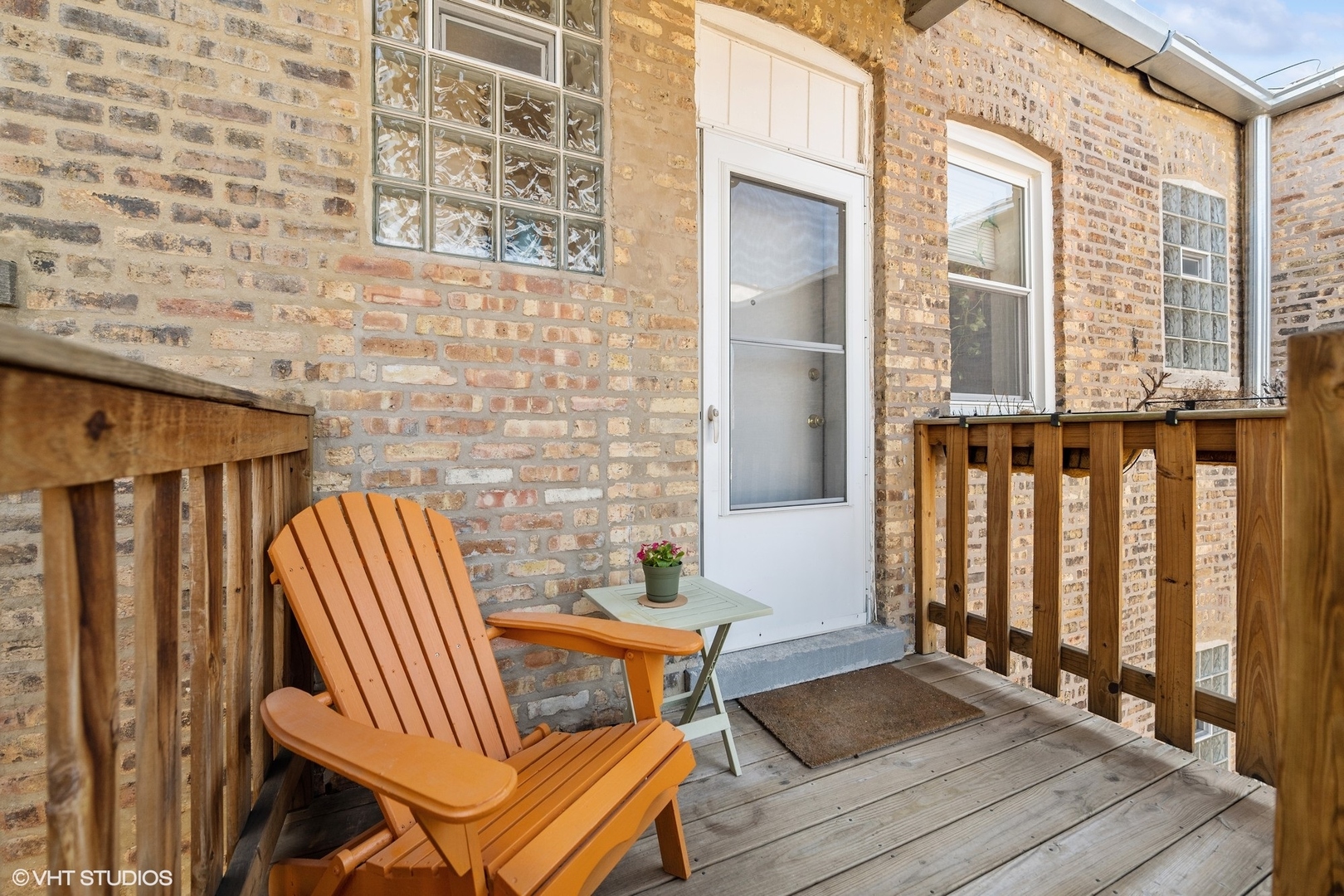 4200 N Sawyer Avenue Unit: 3S